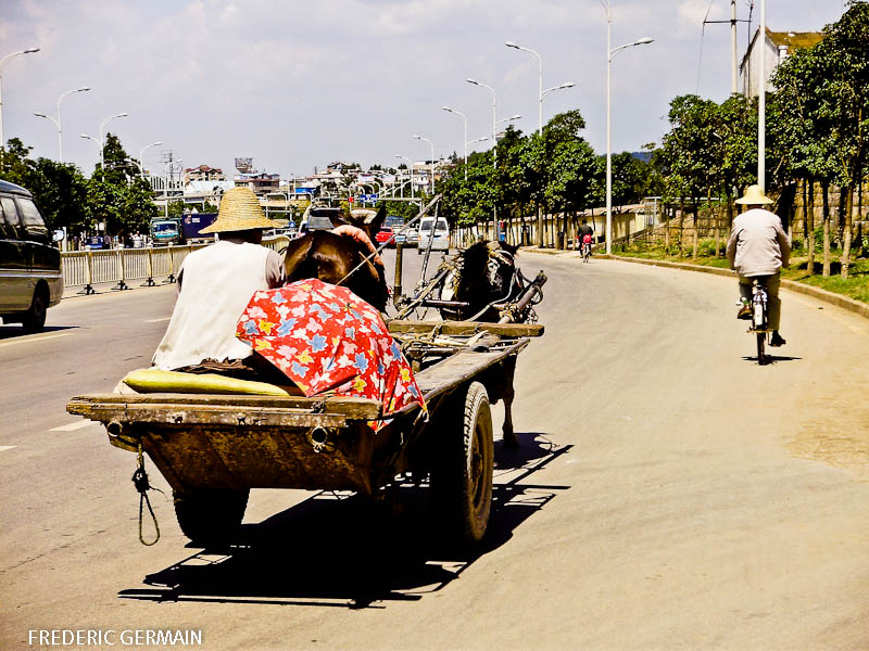 kunming higway china