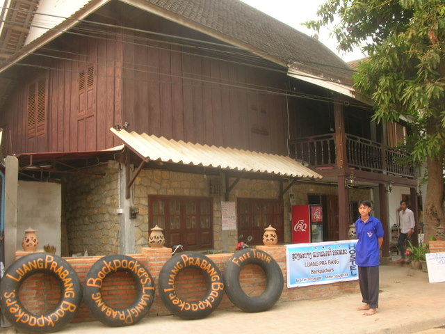 dscn4630 Luang Prabang backpacker hostel